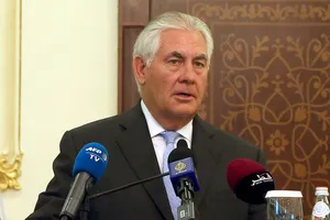 Hãng tin CNN của Mỹ ngày 24/7 đưa tin Ngoại trưởng Mỹ Rex Tillerson ngày càng thể hiện thái độ bất đồng lớn hơn với chính quyền của Tổng thống Donald Trump và đang cân nhắc từ chức.