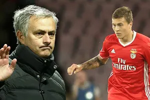 Ngoài HLV Mourinho, trung vệ Lindelof cũng có chuyến trở về nhiều cảm xúc với đội bóng mùa trước anh còn khoác áo
