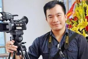 Phóng viên Đinh Hữu Dư của TTXVN (Ảnh: Facebook Đinh Hữu Dư)