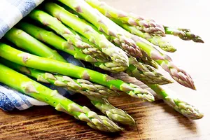 Ung thư vú và măng tây