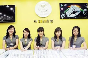 Kim cương nhân tạo Ngọc Long Châu khuyến mãi mừng lễ 30-4 