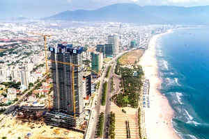 Thành công giai đoạn 1, Hòa Bình được giao tiếp giai đoạn 2 tòa nhà cao nhất Đà Nẵng