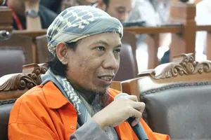 Giáo sĩ Aman Abdurrahman.