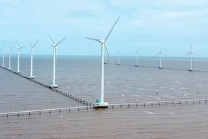 Điện gió, nguồn năng lượng sạch đang được triển khai tại Việt Nam. Ảnh: CAO THĂNG