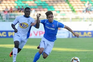 Lịch thi đấu vòng 17 Nuti Cafe V.League 2018: Than Quảng Ninh đối đầu Hà Nội