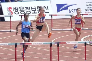 Quách Thị Lan vào chung kết 400m rào nữ trong ngày 26-8. Ảnh: DŨNG PHƯƠNG