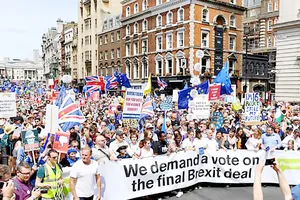 Người dân Anh biểu tình phản đối Brexit tại London