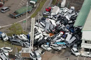 Siêu bão Jebi gây thiệt hại tại miền Tây Nhật Bản ngày 5-9-2018