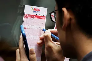 Trúng độc đắc 425 triệu USD