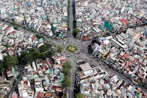 Zoom từ không trung...