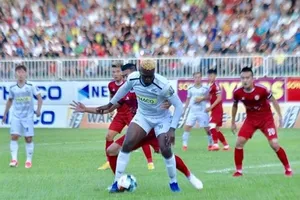 Bảng xếp hạng vòng 2 - V.League 2019: TPHCM vươn lên ngôi đầu