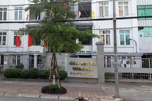 Khởi tố, tạm giam bí thư đoàn phường dâm ô với trẻ em