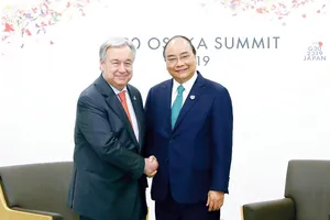 Thủ tướng Nguyễn Xuân Phúc gặp Tổng Thư ký Liên hiệp quốc Antonio Guterres. Ảnh: TTXVN