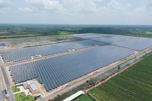 Hệ thống điện mặt trời tại một địa phương. Ảnh: CAO THĂNG