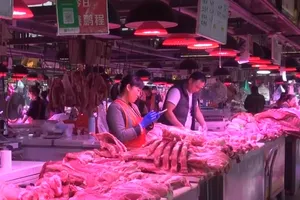 Giá thịt heo ở Trung Quốc đã tăng hơn gấp hai lần trong năm qua