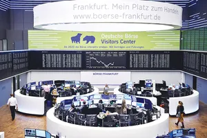 Chống đại dịch Covid-19: Mỹ, EU cùng tung gói tài chính khủng