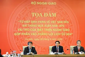 Tọa đàm “Từ Hiệp định Paris về Việt Nam đến đại thắng Mùa Xuân năm 1975: Vai trò của Mặt trận ngoại giao góp phần vào thắng lợi lịch sử 30-4”. Ảnh: dangcongsan.vn