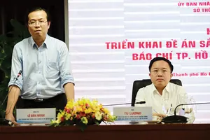 Phó Trưởng ban Thường trực Ban Tuyên giáo Thành ủy TPHCM Lê Văn Minh phát biểu chỉ đạo tại hội nghị triển khai đề án sắp xếp, phát triển và quản lý báo chí TPHCM đến năm 2025