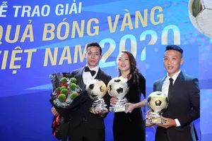 Văn Quyết, Huỳnh Như và Minh Trí đoạt Quả bóng Vàng Việt Nam 2020