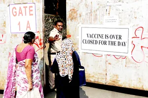 Bất bình đẳng vaccine khiến công cuộc chống dịch trên thế giới gặp nhiều khó khăn. Ảnh: Financial Times