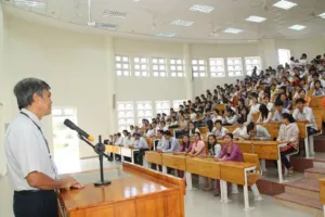 Điều kiện xét thăng hạng giảng viên đại học công lập