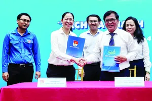 Lễ ký kết phối hợp hoạt động giữa Thành đoàn TPHCM và Công ty TNHH Đường sách TPHCM vào chiều 23-4