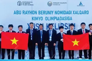 8/8 học sinh Việt Nam tham dự kỳ thi Olympic Hóa học quốc tế Abu Reikhan Beruniy lần thứ nhất đều giành huy chương. Ảnh: TTXVN