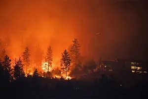 Cháy rừng tại tỉnh bang British Columbia, miền tây Canada, ngày 19-8-2023. Ảnh: REUTERS