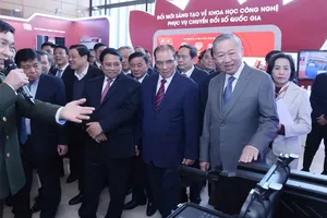 Đặt khoa học, công nghệ, đổi mới sáng tạo vào vị trí trung tâm của quá trình phát triển đất nước