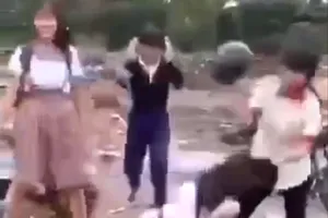 Nguyên nhân nữ sinh bị đánh hội đồng ở TP Thủ Đức