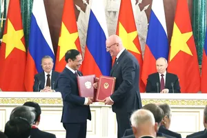 Việt Nam - Liên bang Nga ký kết 3 văn kiện hợp tác quan trọng trong lĩnh vực dầu khí