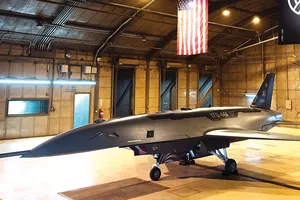 Cạnh tranh cán cân quyền lực trên bầu trời