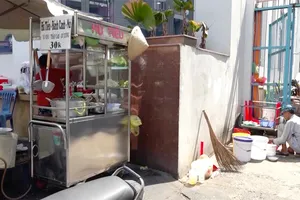 Tiếp sức phụ nữ hoàn lương