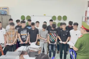 Nhóm thanh niên gây thương tích rồi bỏ trốn khỏi địa phương và đi biển