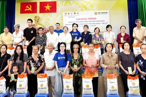 Chăm lo cho người dân có hoàn cảnh khó khăn tại phường Cầu Kiệu