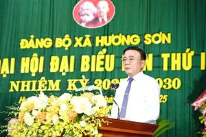 Thường trực Ban Bí thư Trần Cẩm Tú dự Đại hội Đảng bộ xã Hương Sơn, tỉnh Hà Tĩnh 