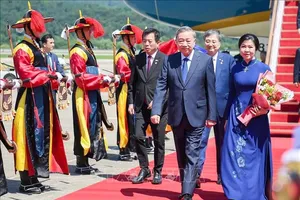 Tổng Bí thư Tô Lâm và Phu nhân bắt đầu thăm cấp Nhà nước Đại Hàn Dân Quốc