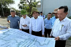 Thành lập Ban chỉ đạo thực hiện Đề án chỉnh trang đô thị khu vực nhà ở trên và ven kênh, rạch