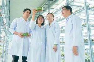 Các kỹ sư trẻ của Khu Nông nghiệp công nghệ cao TPHCM, nơi cho ra đời nhiều sản phẩm nông nghiệp đạt năng suất cao