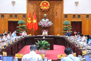 Thủ tướng Phạm Minh Chính chủ trì và phát biểu tại cuộc họp của Thường trực Chính phủ. Ảnh: VIẾT CHUNG