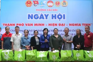 Phường Cầu Kiệu tổ chức ngày hội vì thành phố văn minh, nghĩa tình