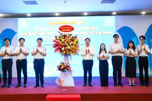 Vun đắp lớp sinh viên TPHCM “sáng tri thức, vững kỹ năng, tiên phong hội nhập”