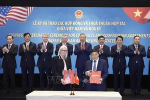 Tổng Bí thư Tô Lâm chứng kiến lễ ký và trao các thỏa thuận hợp tác giữa Việt Nam và Hoa Kỳ