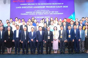 Đoàn cấp cao Lào khảo sát mô hình Becamex tại LELP 2026