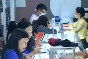 Chiều 8-6: Giá vàng giảm thêm 5,2-6,8 triệu đồng/lượng