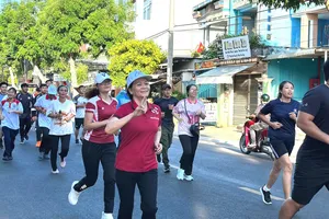 Các vận động viên hào hứng tham gia giải