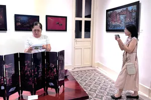 Chuyện kể từ màu sơn cũ