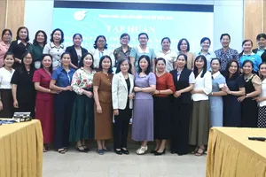 Các đại biểu tham dự chương trình tập huấn. Ảnh: PHƯƠNG LOAN