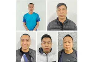 Truy tố 56 bị can trong đường dây đánh bạc và cá độ bóng đá