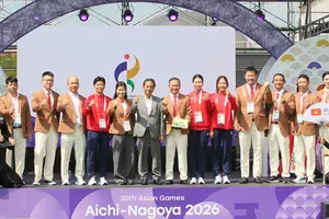 Đại diện Đoàn Thể thao Việt Nam trong lễ thượng cờ tại ASIAD 20 ngày 18-9. Ảnh: TÂM NINH